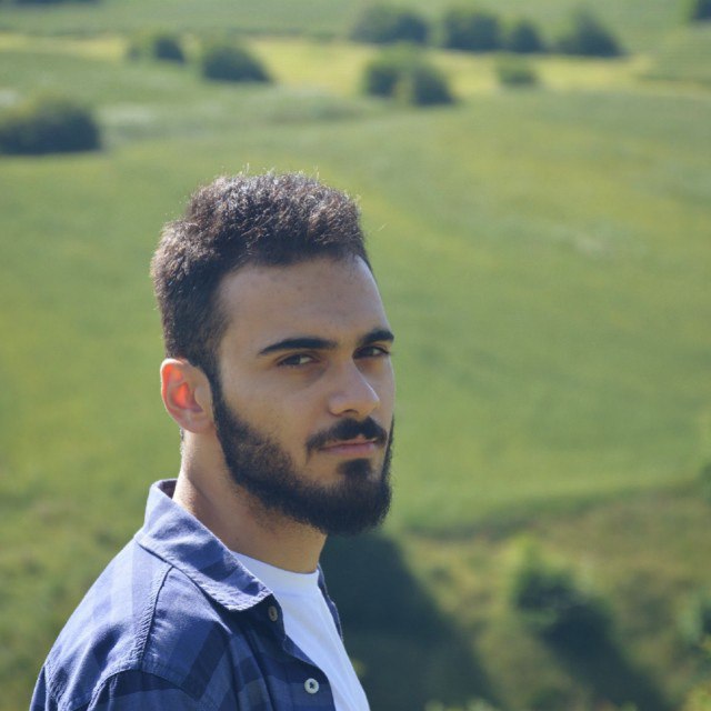 هومن منصوری